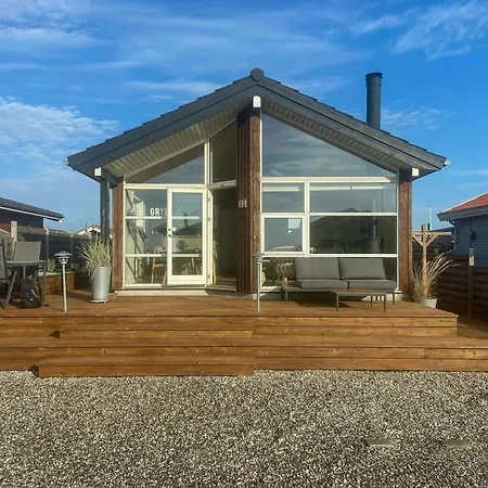 Newer House With Loft 25 M From Semesterbostad