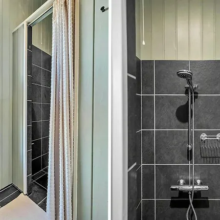 Semesterbostad Newer House With Loft 25 M From