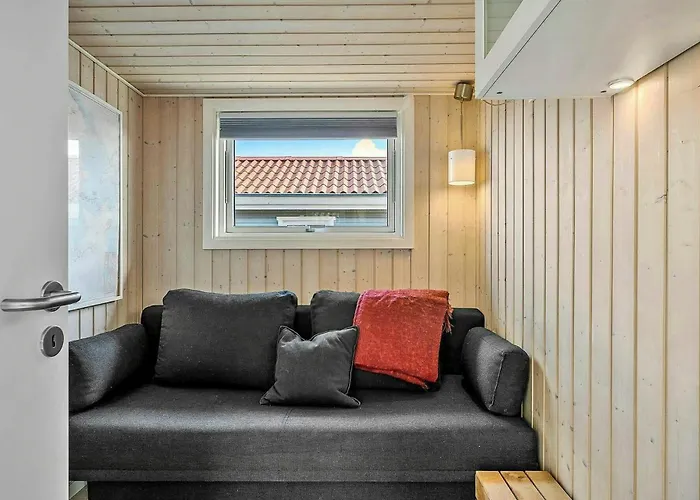 Newer House With Loft 25 M From Casa vacanze