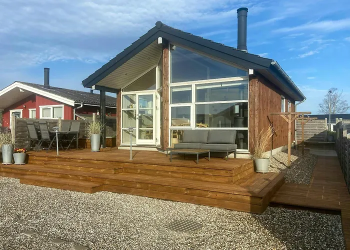 Newer House With Loft 25 M From Casa vacanze Kerteminde